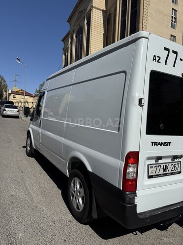 Ford Transit-2