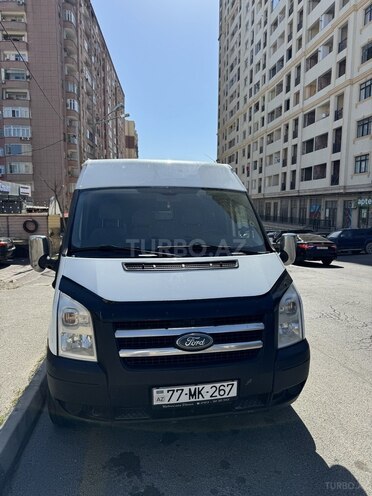 Ford Transit-1