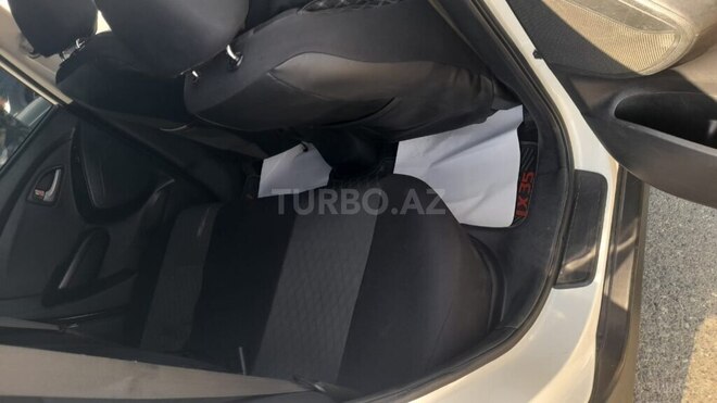 Hyundai ix35 2010, 182,000 km - 2.4 л - Bakı