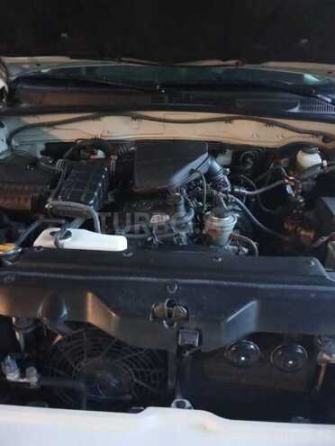 Toyota Land Cruiser Prado 2008, 23,000 km - 2.7 л - Füzuli
