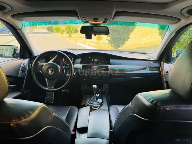 BMW 523 2007, 260,000 km - 2.5 l - Bakı