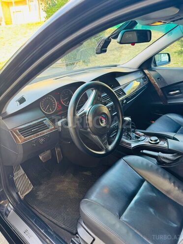 BMW 523 2007, 260,000 km - 2.5 l - Bakı