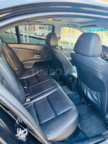 BMW 523 2007, 260,000 km - 2.5 l - Bakı