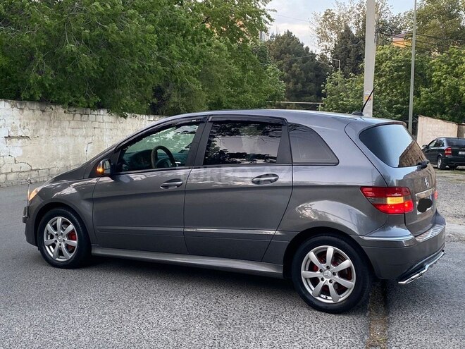 Mercedes B 170 2009, 195,000 km - 1.7 l - Sumqayıt