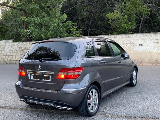 Mercedes B 170 2009, 195,000 km - 1.7 l - Sumqayıt