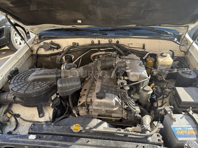 Toyota Land Cruiser 2006, 320,158 km - 4.7 l - Oğuz