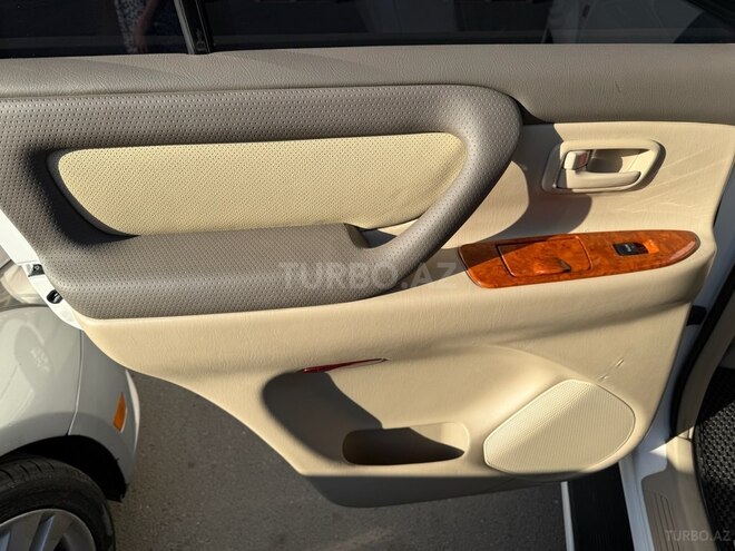 Toyota Land Cruiser 2006, 320,158 km - 4.7 l - Oğuz