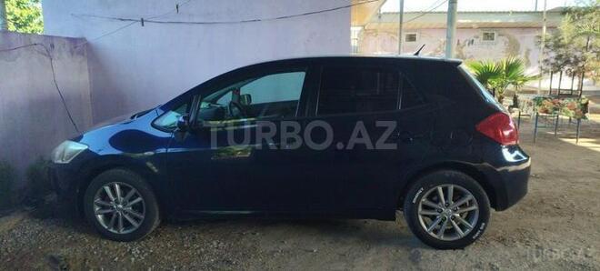 Toyota Auris 2008, 210,000 km - 1.4 l - Salyan