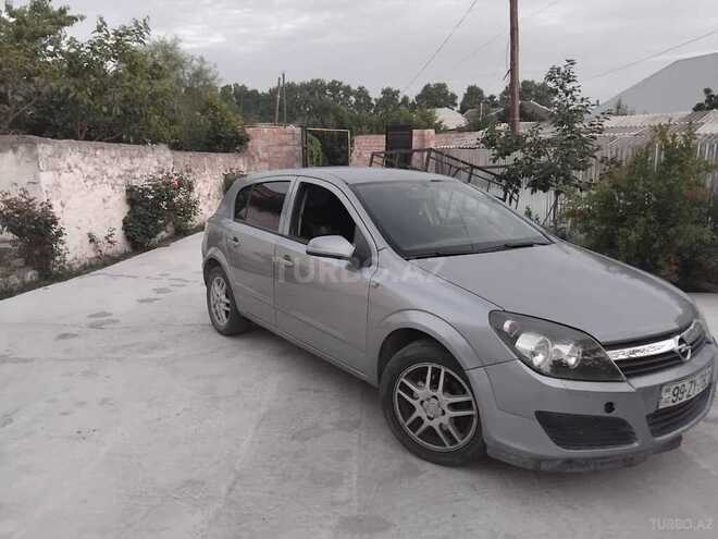 Opel Astra 2006, 275,000 km - 1.4 l - Göyçay