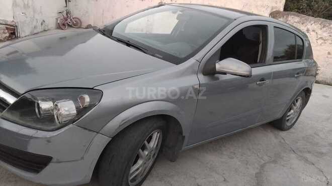 Opel Astra 2006, 275,000 km - 1.4 l - Göyçay