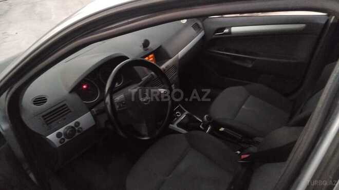 Opel Astra 2006, 275,000 km - 1.4 l - Göyçay