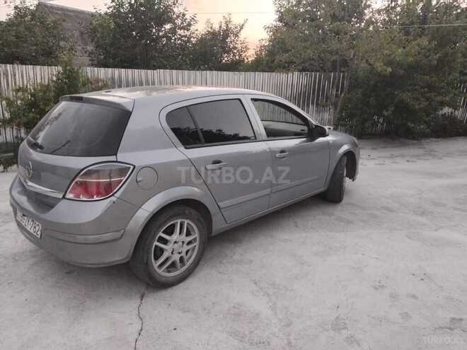 Opel Astra 2006, 275,000 km - 1.4 l - Göyçay
