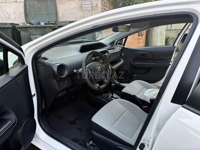 Toyota Aqua 2019, 144,215 km - 1.5 l - Bakı
