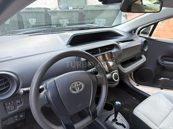 Toyota Aqua 2019, 144,215 km - 1.5 l - Bakı