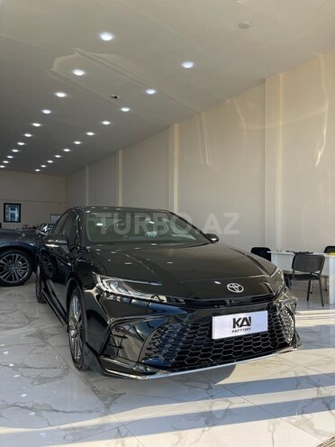 Toyota Camry-3