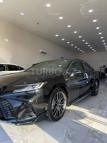 Toyota Camry-4