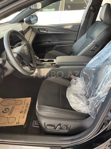 Toyota Camry-7