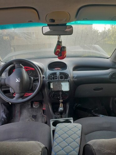 Peugeot 206 2006, 200,000 km - 1.4 l - Bakı