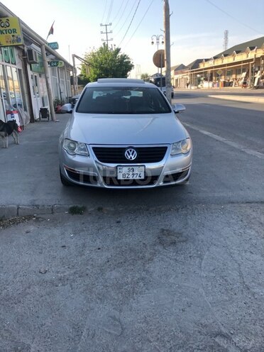 Volkswagen Passat 2005, 235,870 km - 2.0 l - Bakı