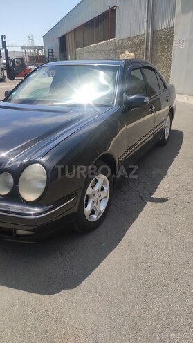 Mercedes E 220 d 2000, 290,000 km - 2.2 l - Sumqayıt
