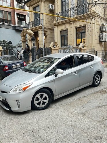 Toyota Prius 2014, 102,998 km - 1.8 l - Bakı