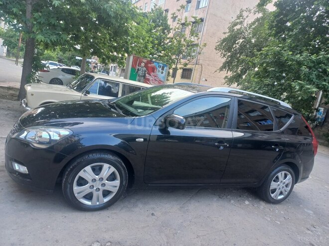 Kia  2010, 185,000 km - 1.4 l - Gəncə