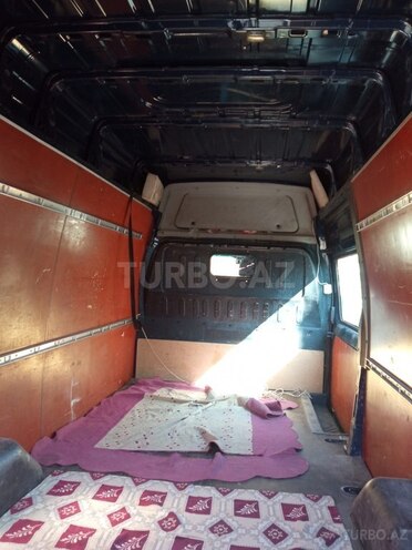 Ford Transit-6