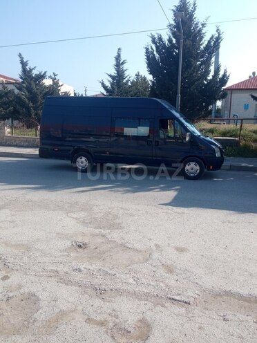 Ford Transit-2