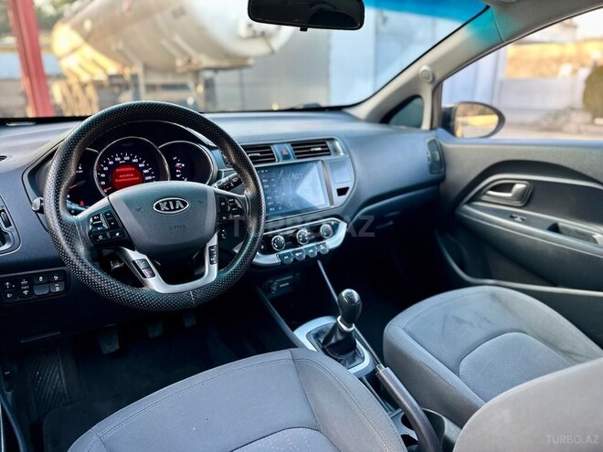 Kia Rio 2011, 245,258 km - 1.1 l - Sumqayıt