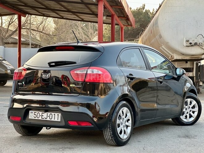 Kia Rio 2011, 245,258 km - 1.1 l - Sumqayıt