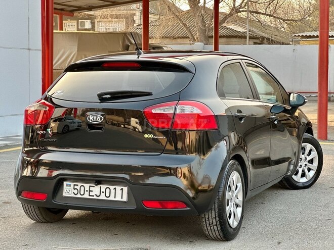 Kia Rio 2011, 245,258 km - 1.1 l - Sumqayıt