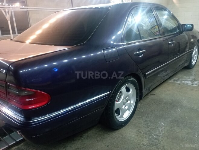 Mercedes E 240 1998, 320,000 km - 2.4 l - Hacıqabul