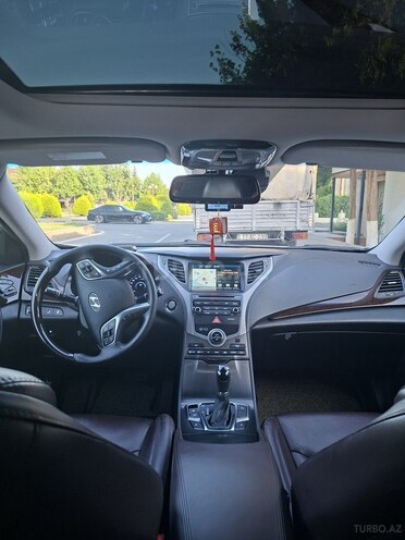 Hyundai Grandeur-5