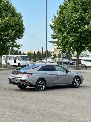 Hyundai Elantra 2024, 11,000 km - 1.6 l - Bakı
