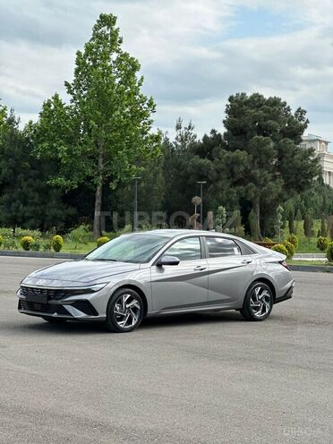 Hyundai Elantra 2024, 11,000 km - 1.6 l - Bakı