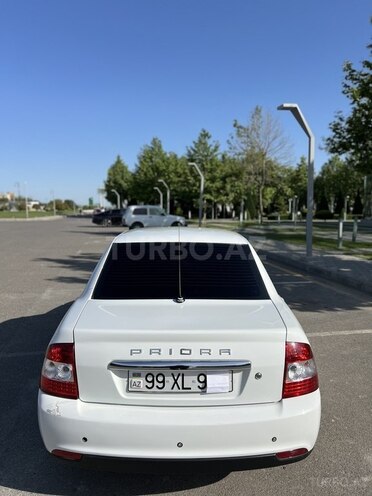 LADA (VAZ) Priora-12