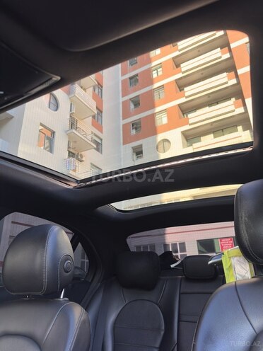 Mercedes C 300 2017, 241,402 km - 2.0 л - Bakı