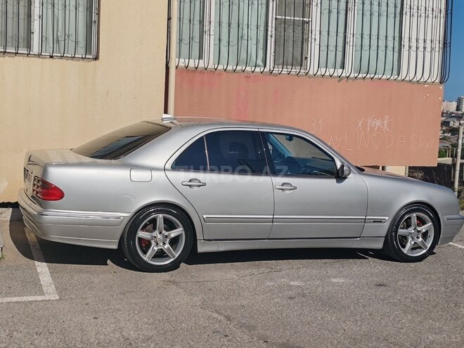 Mercedes E 240 2000, 250,000 km - 2.4 l - Bakı