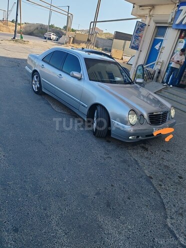 Mercedes E 240 2000, 250,000 km - 2.4 l - Bakı
