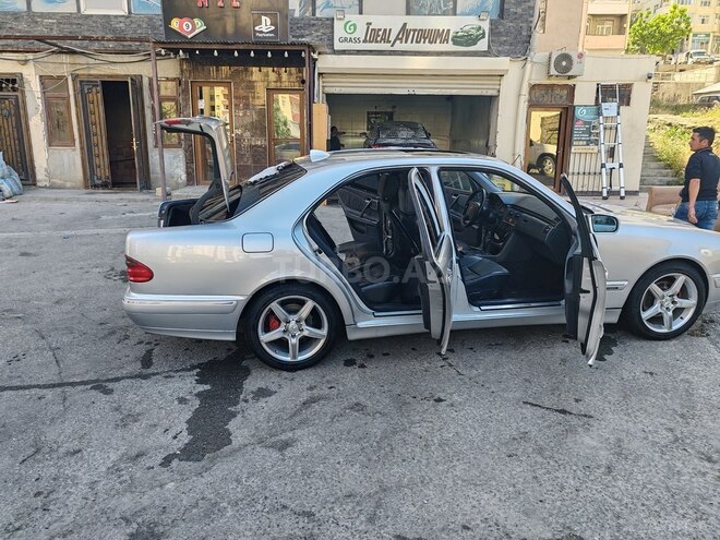 Mercedes E 240 2000, 250,000 km - 2.4 l - Bakı