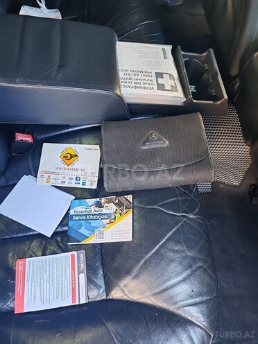 Mercedes E 240 2000, 250,000 km - 2.4 l - Bakı