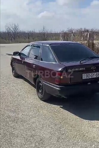 Ford  1995, 180,000 km - 2.0 l - Xudat