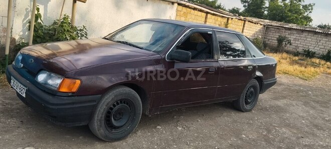 Ford  1995, 180,000 km - 2.0 l - Xudat