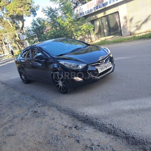 Hyundai Elantra 2013, 300,000 km - 1.8 л - Biləsuvar