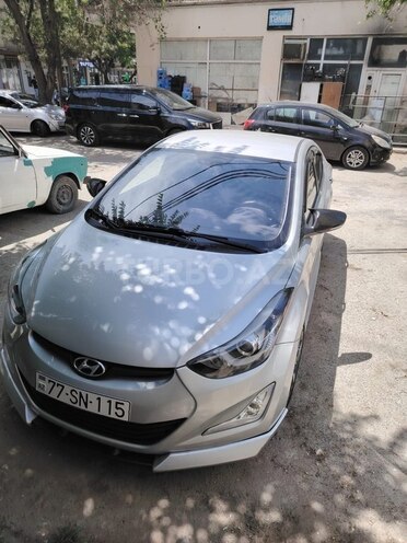 Hyundai Elantra 2015, 135,185 km - 1.8 л - Bakı