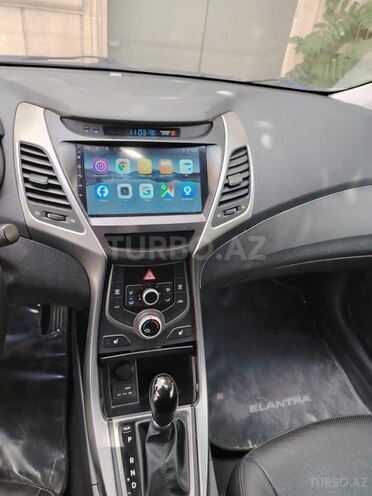 Hyundai Elantra 2015, 135,185 km - 1.8 л - Bakı