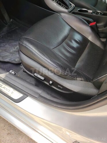 Hyundai Elantra 2015, 135,185 km - 1.8 л - Bakı