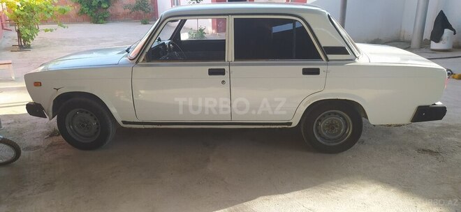 LADA (VAZ) 2107 2004, 80,000 km - 1.6 л - Füzuli
