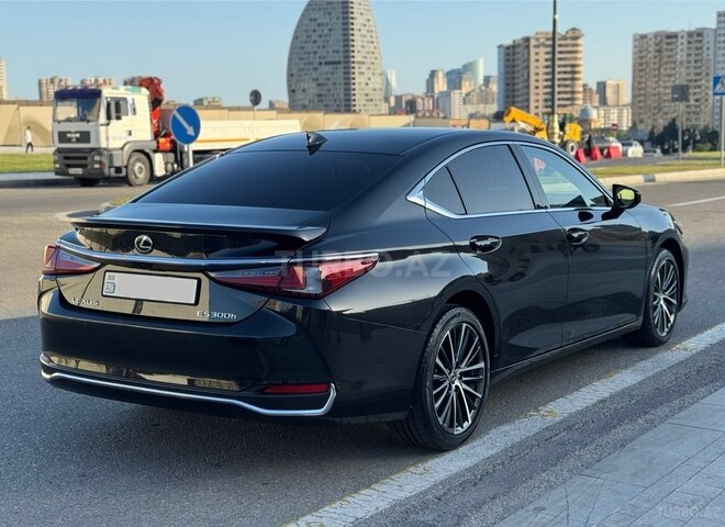 Lexus ES 300h 2022, 28,000 km - 2.5 l - Bakı
