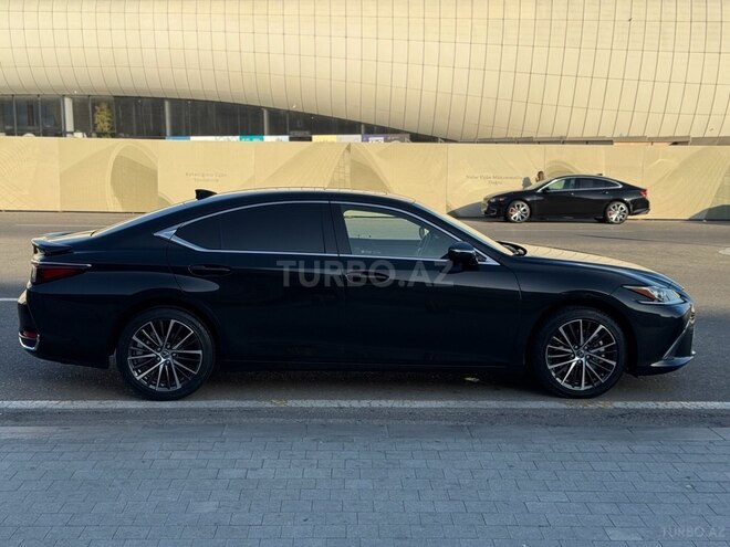 Lexus ES 300h 2022, 28,000 km - 2.5 l - Bakı
